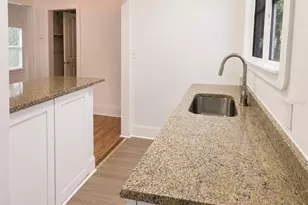 8211 N 10th St, Tampa, FL 33604 - Photo 6