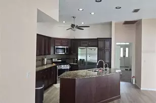 10431 36th St N, Clearwater, FL 33762 - Photo 22