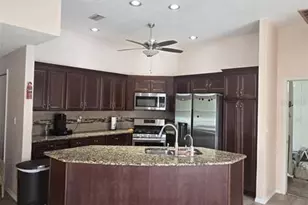 10431 36th St N, Clearwater, FL 33762 - Photo 16