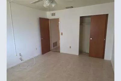 5850 21st Street N #15, Saint Petersburg, FL 33714 - Photo 16