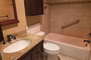 5850 21st St N, Saint Petersburg, FL 33714 - Photo 14