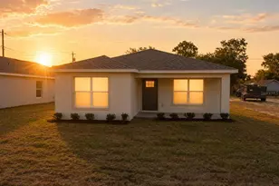 6020 12th St, Zephyrhills, FL 33542 - Photo 1