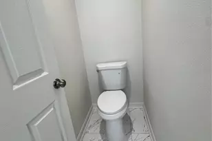 6020 12th St, Zephyrhills, FL 33542 - Photo 54