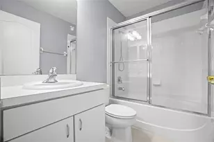 13137 Kings Crossing Dr, Gibsonton, FL 33534 - Photo 24