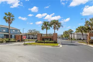 13137 Kings Crossing Dr, Gibsonton, FL 33534 - Photo 2