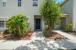13137 Kings Crossing Dr, Gibsonton, FL 33534 - Photo 1