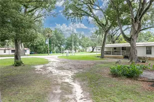 7450 23rd St, Zephyrhills, FL 33540 - Photo 46