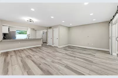 210 S Malcolm Court, Tampa, FL 33609 - Photo 10