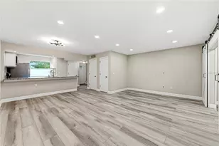 210 S Malcolm Ct, Tampa, FL 33609 - Photo 10