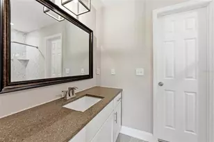 210 S Malcolm Ct, Tampa, FL 33609 - Photo 26