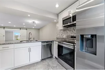 210 S Malcolm Court, Tampa, FL 33609 - Photo 14