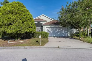 611 China Berry Cir, Davenport, FL 33837 - Photo 2