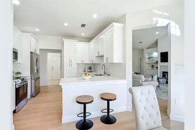 2960 Sandringham Place, Sarasota, FL 34235 - Photo 6