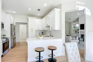2960 Sandringham Pl, Sarasota, FL 34235 - Photo 6