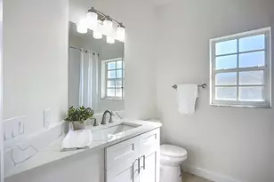 2960 Sandringham Pl, Sarasota, FL 34235 - Photo 22