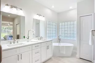 2960 Sandringham Pl, Sarasota, FL 34235 - Photo 16