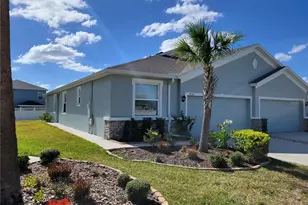 7788 Stonebrook Cir, Wesley Chapel, FL 33545 - Photo 2