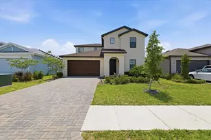 82 Hillshire Pl, Spring Hill, FL 34609 - Photo 4