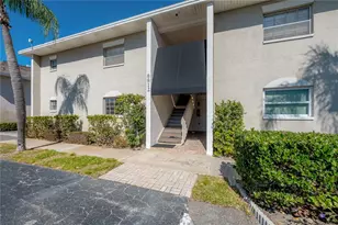 8812 Bay Pointe Dr, Tampa, FL 33615 - Photo 2