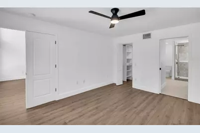 30609 Tremont Drive, Wesley Chapel, FL 33543 - Photo 14