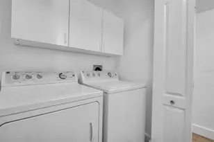 30609 Tremont Dr, Wesley Chapel, FL 33543 - Photo 36