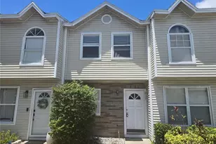 8713 Liberty Pl, Tampa, FL 33615 - Photo 2