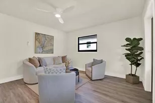 4510 W Price Ave, Tampa, FL 33611 - Photo 4