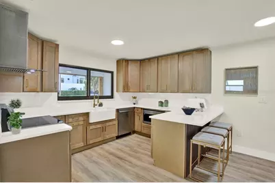 4510 W Price Avenue, Tampa, FL 33611 - Photo 8