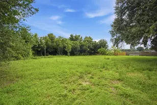 6611 W Knights Griffin Rd, Plant City, FL 33565 - Photo 14