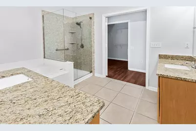5417 Algerine Pl, Wesley Chapel, FL 33544 - Photo 18