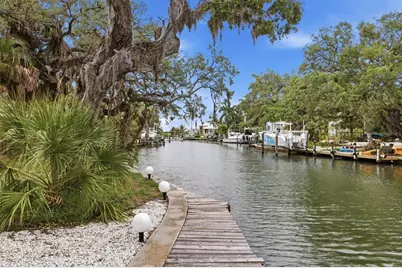 1232 Northport Drive, Sarasota, FL 34242 - Photo 24