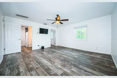 149 Seahorse Drive SE #H, Saint Petersburg, FL 33705 - Photo 18