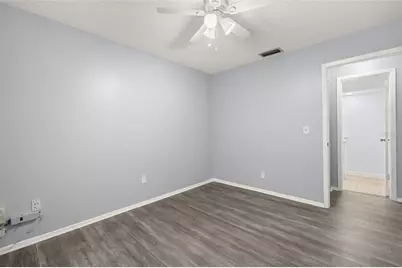3257 Laurel Dale Drive, Tampa, FL 33618 - Photo 20