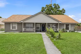 3257 Laurel Dale Dr, Tampa, FL 33618 - Photo 1