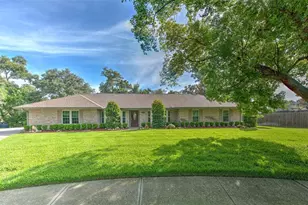 2102 Whitlock Pl, Dover, FL 33527 - Photo 1