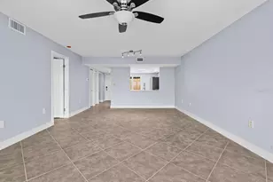 7530 Sunshine Skyway Ln S, Saint Petersburg, FL 33711 - Photo 10
