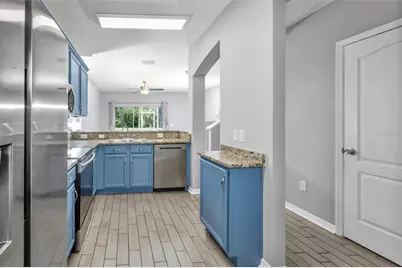 5842 Fishhawk Ridge Drive, Lithia, FL 33547 - Photo 8