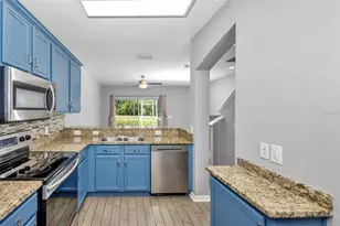 5842 Fishhawk Ridge Dr, Lithia, FL 33547 - Photo 6