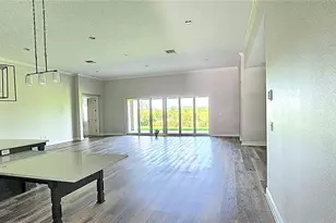 35436 Big Hawk Dr, Zephyrhills, FL 33541 - Photo 2