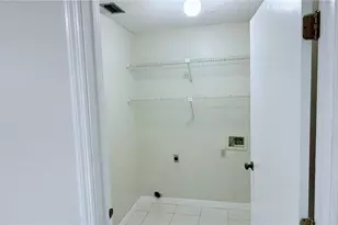 11803 Classic Lake Way, Tampa, FL 33635 - Photo 18