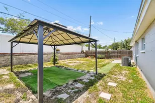 4041 Valencia Dr, New Port Richey, FL 34652 - Photo 22