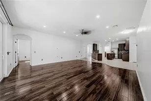 5150 Villagebrook Dr, Wesley Chapel, FL 33544 - Photo 12