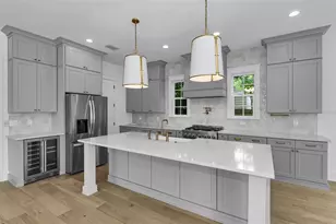 2550 Dartmouth Ave N, Saint Petersburg, FL 33713 - Photo 12