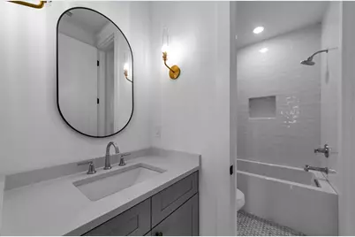 2550 Dartmouth Avenue N, Saint Petersburg, FL 33713 - Photo 38