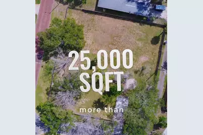 698 Villagrande Avenue S, Saint Petersburg, FL 33707 - Photo 2