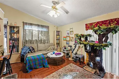 627 Crystal Dr, Palm Harbor, FL 34683 - Photo 6