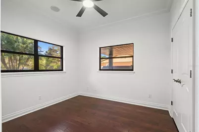 2521 Lake Ellen Drive, Tampa, FL 33618 - Photo 32