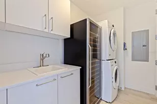 100 1st Ave N, Saint Petersburg, FL 33701 - Photo 38