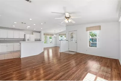 39206 Flora Avenue, Zephyrhills, FL 33542 - Photo 8