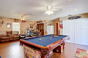 3008 Ripplewood Dr, Seffner, FL 33584 - Photo 36